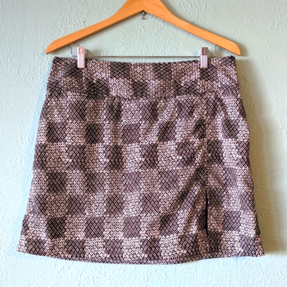 Tennis skort with pockets, Izod, black and white plaid, Women's Size 12
